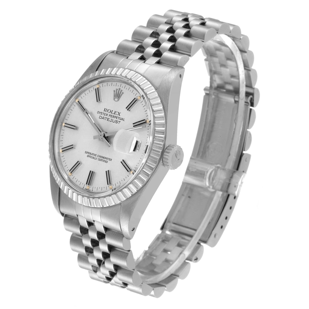 Rolex Datejust Steel Silver Dial Engine Turned Bezel Vintage Mens Watch 16030