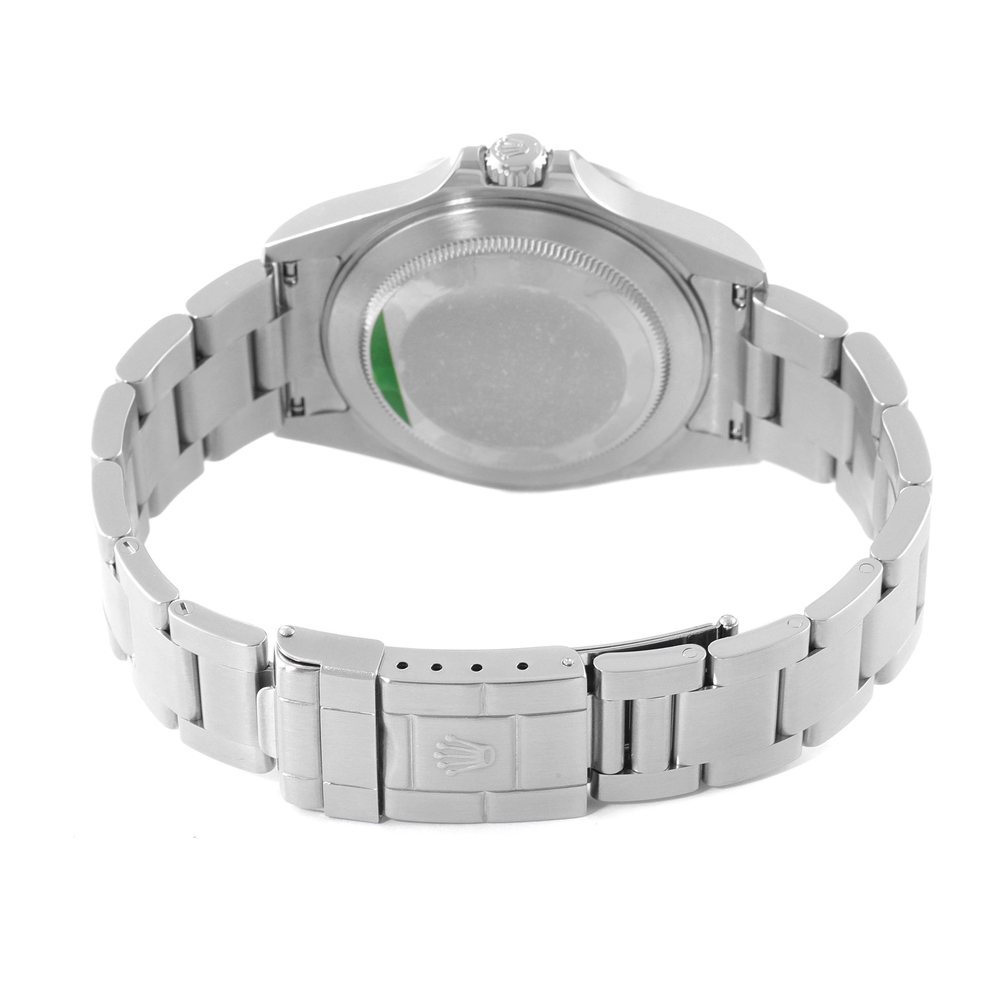 Rolex Explorer II White Dial Parachrom Hairspring Mens Watch 16570 Box Card