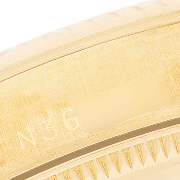 Rolex Oyster Perpetual Midsize White Dial Yellow Gold Ladies Watch 67518