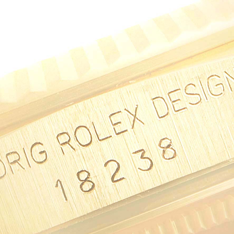 Rolex President Day-Date 18k Yellow Gold White Dial Mens Watch 18238 Box Papers