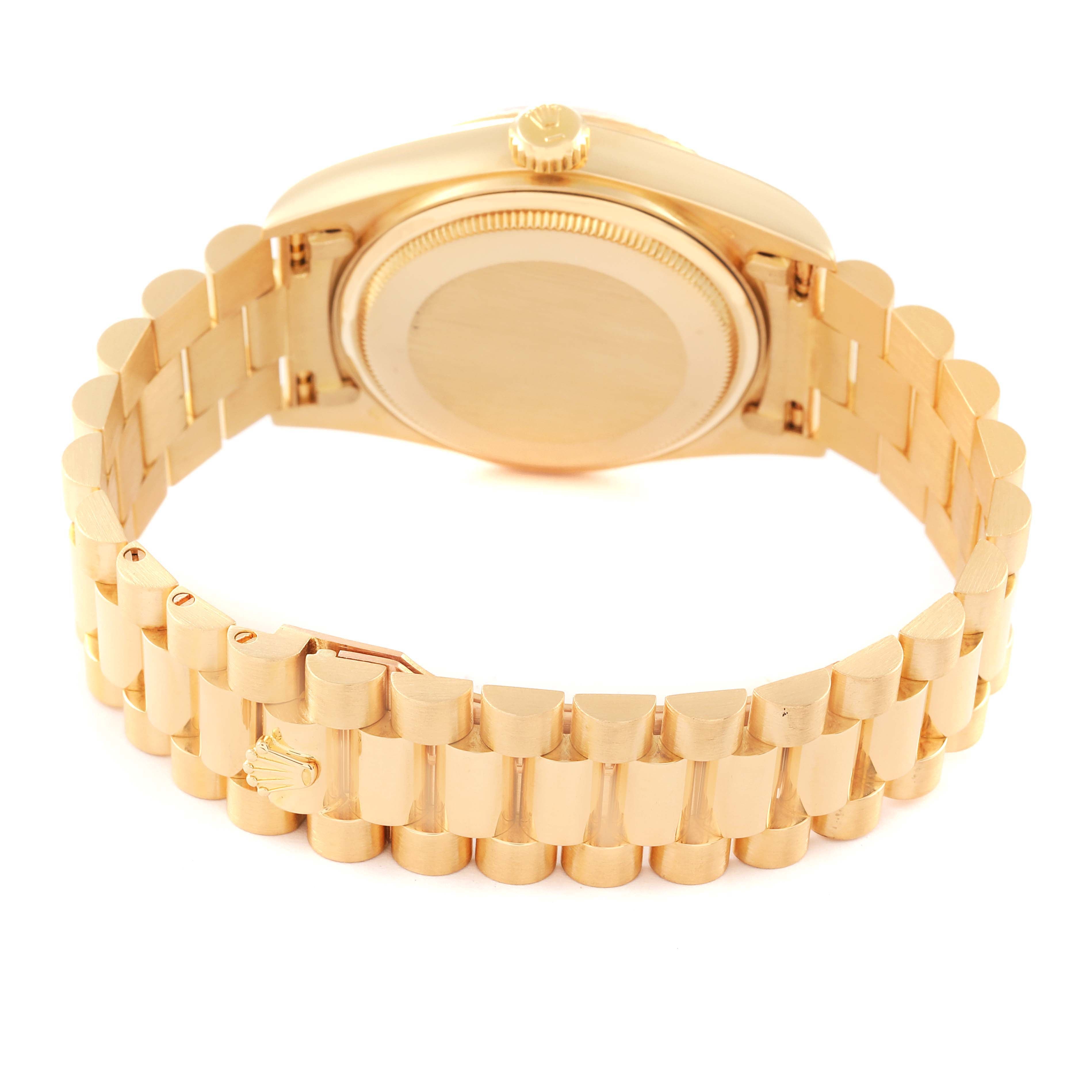 Rolex President Day-Date 36mm Yellow Gold Silver Dial Watch 18038