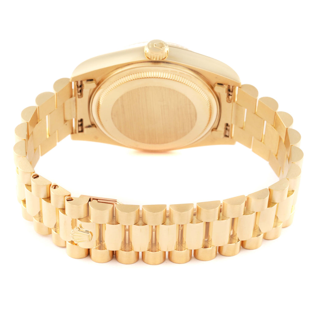 Rolex President Day-Date Yellow Gold Champagne Linen Dial Mens Watch 18038 Box Papers