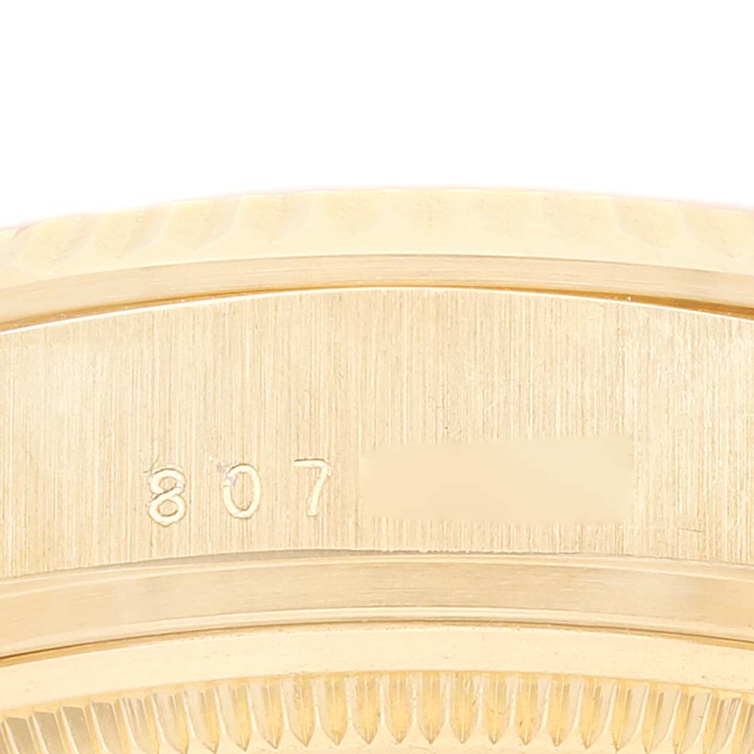 Rolex President Day-Date Yellow Gold Champagne Linen Dial Mens Watch 18038 Box Papers