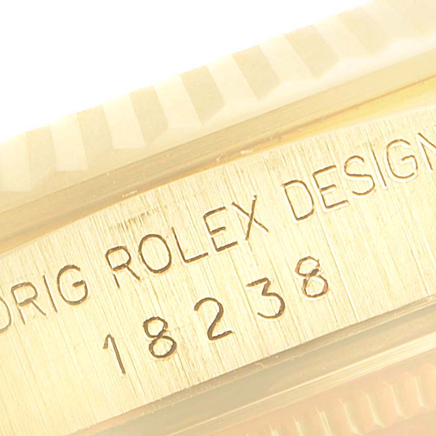 Rolex President Day-Date Yellow Gold Vignette Diamond Mens Watch 18238
