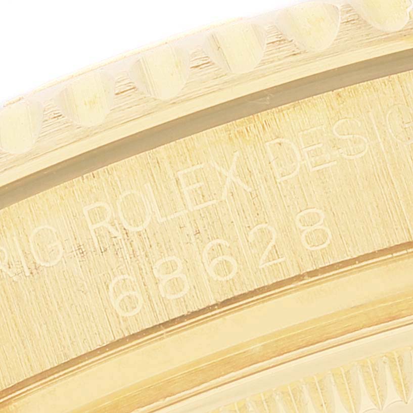 Rolex Yachtmaster Midsize 18K Yellow Gold Blue Dial Unisex Watch 68628