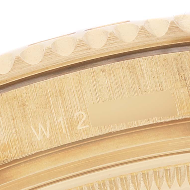 Rolex Yachtmaster Midsize 18K Yellow Gold White Dial Unisex Watch 68628